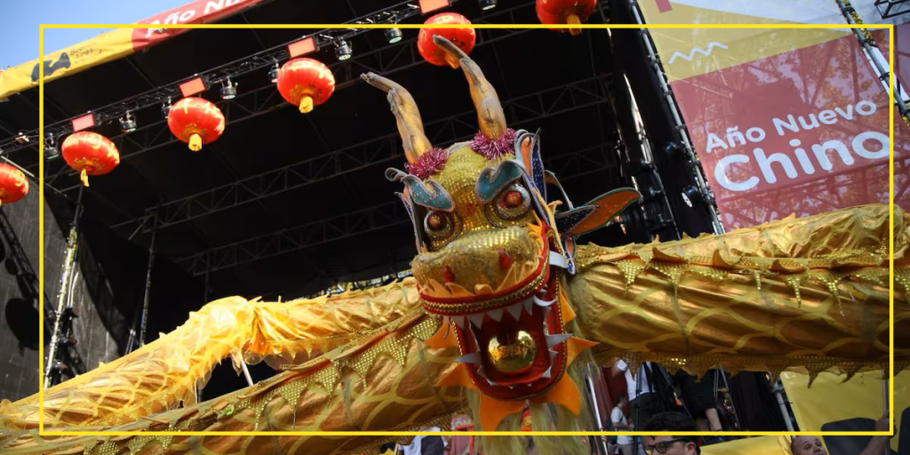 Festival de Medio Otoño en Santo Domingo: Celebración del Día Nacional de China en el Barrio Chino